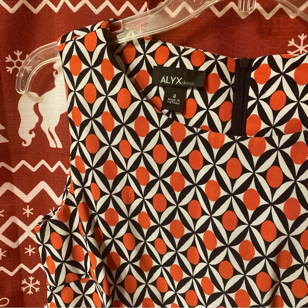 2/$15!! Geometric Mini Dress - Picture 2 of 6